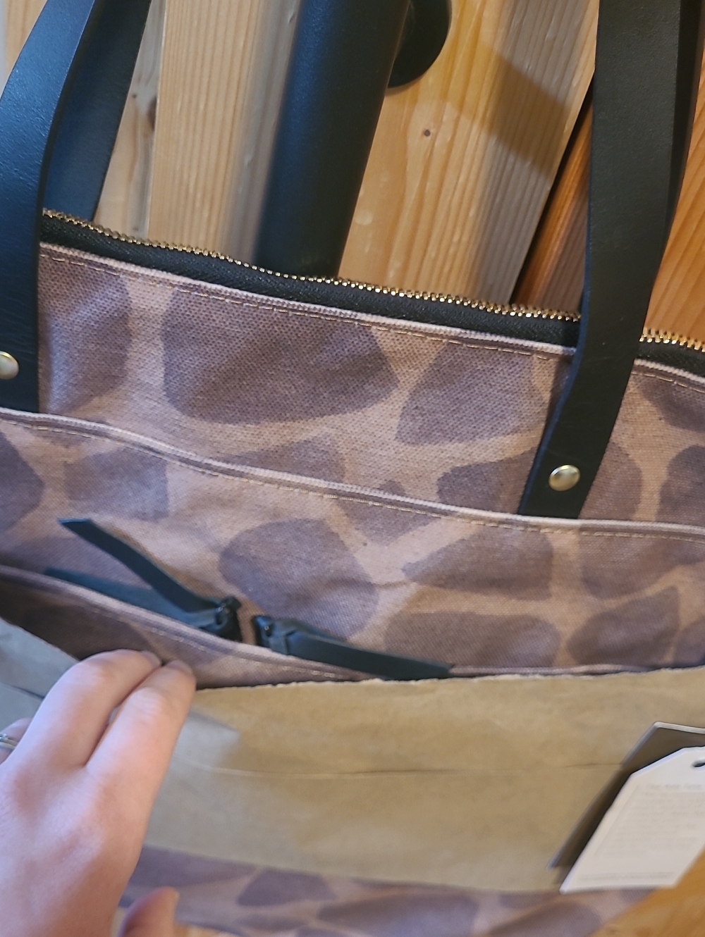NWT R Riviter Brown Ada Bag - Picture 3 of 8
